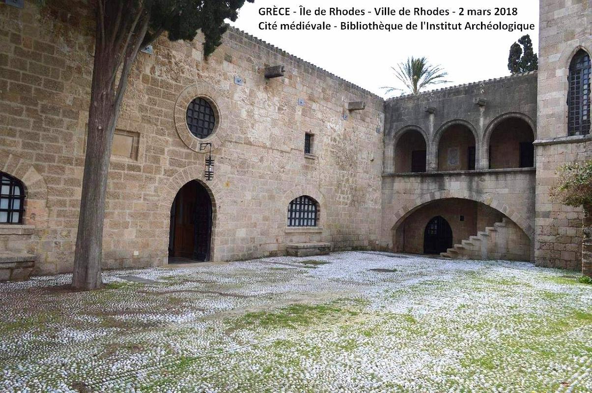 053- Rhodes-Cite medievale .JPG